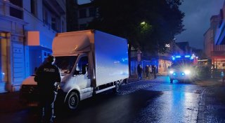 Schwerer Unfall in Herford: Frau (60) von Transporter erfasst