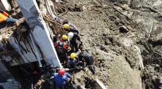 Fluten in Indonesien: Zahl der Toten steigt auf mehr als 600