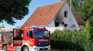 Feuer in Salzkotten: Haus von neunköpfiger Familie nicht mehr bewohnbar