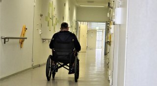 Betagte Straftäter: In OWL-Gefängnis werden Betrüger, Mörder und Co. gepflegt