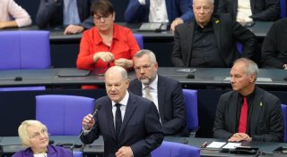 Scholz kündigt weitere Waffenlieferungen an Israel an