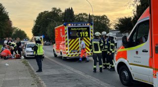 Küchenbrand in Bielefeld: Mutter und Kinder retten sich auf den Balkon