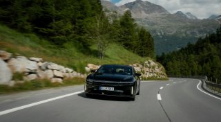 Rekordfahrt: E-Auto schafft 1205 Kilometer mit einer Ladung