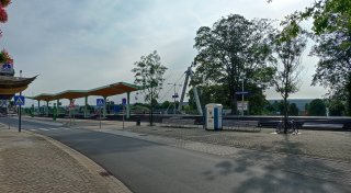 Postgebäude in Bahnhofsnähe: Bäcker und Kiosk in Höxter geplant