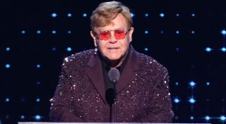 Elton John teilt mit derbem Schimpfwort gegen Elon Musk aus