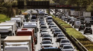 Immer mehr Baustellen und Staus auf NRW-Autobahnen - Landesregierung in der Kritik