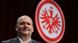 Präsident von Eintracht Frankfurt am Herzen operiert