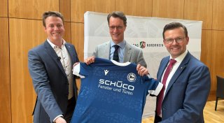 NRW-Politiker reisen privat zum Pokalfinale nach Berlin