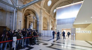Prozess um Mord an Lehrer Samuel Paty in Paris gestartet