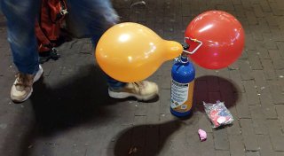 Notrufe: Zahl der Lachgas-Vergiftungen deutlich gestiegen