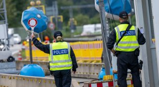 Mehrheit der Deutschen für härtere Regeln an der Grenze