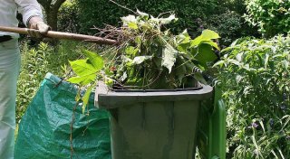 Bielefelder Umweltbetrieb leert zum letzten Mal die Saison-Biotonne