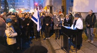 Bielefelds Oberbürgermeisterin Christiana Bauer wirbt beim Gedenken für Zivilcourage