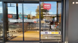 Post eröffnet Filiale im neuen Rewe in Brakel