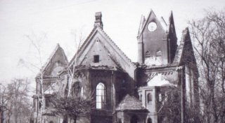 Bombenhagel vor 80 Jahren - Der Luftangriff, der Löhne in Trümmer legte