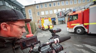 „112: Feuerwehr im Einsatz“ bei DMAX: Bielefelder Retter werden TV-Stars