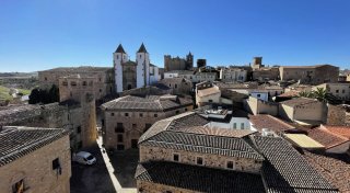 Stark bewaffnete Sekte in Spanien ausgehoben