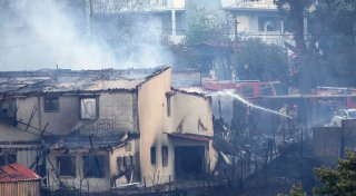 Waldbrände in Südeuropa - Menschen fliehen vor den Flammen