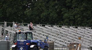 Neue Dimensionen bei Tribünen für das Open-Air-Wochenende in Beverungen