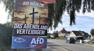 „Menschenfeindliche Programmatik“: Lipper Kirchen kritisieren AfD-Werbung im Wahlkampf