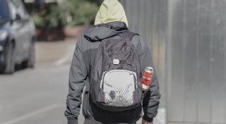 Arbeitslos und ohne Ausbildung: Drei junge Menschen aus OWL erzählen, wie es dazu kam