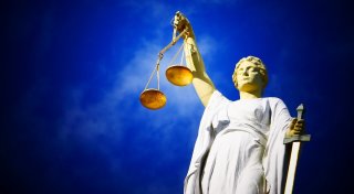 Raubüberfall auf Paderborner Juwelier: Lange Strafe für den dritten Mann