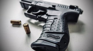 Mann mit Pistole sorgt für großen Polizeieinsatz an Bielefelder Tankstelle