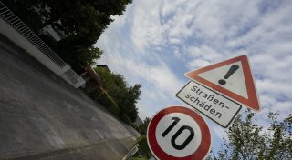 Eine der kaputtesten Straßen Bündes wird saniert