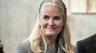 Norwegens Kronprinzessin Mette-Marit hat täglich Beschwerden