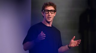 Facebook-Konzern stellt Brille mit Anzeige im Glas vor