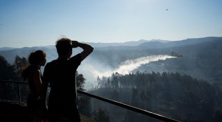 Großeinsatz gegen Waldbrand westlich von Madrid