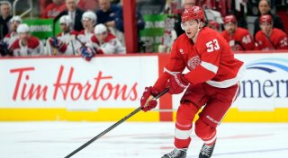 Seiders Red Wings gewinnen Schlagabtausch in NHL