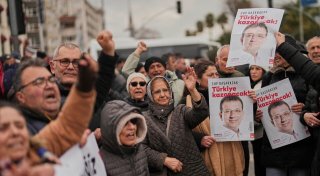 Erdogan-Gegner festgenommen - Putschversuch angeprangert