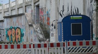 Bald Parkplatznot: Neue Baustelle in Bad Oeynhausen sorgt für weniger Parkraum