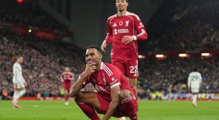 2:0 gegen Aston Villa: Liverpool beendet Niederlagen-Serie