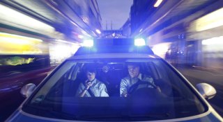 Schlagstock-Attacke auf jungen Mann - die Bielefeld Polizei ermittelt