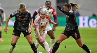 FC Bayern mit harten Losen - Wolfsburg gegen Ex-Spielerinnen