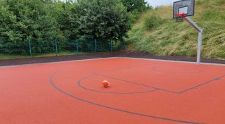 Geräuscharme Körbe: Basketball-Spielen soll in Paderborn leiser werden