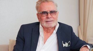 René Koch malt jetzt Bilder mit Lippenstiften