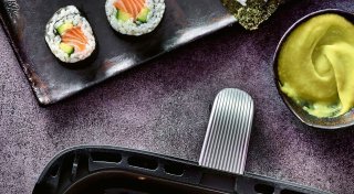 Ausgebackene Sushi-Bites «Terriyaki» mit Wasabi-Mayo