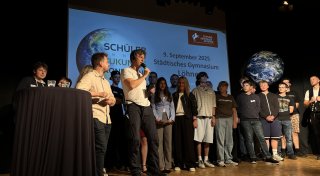 Löhner Schülerinnen und Schüler diskutieren in der „Zukunftskonferenz“ über den Klimawandel und KI