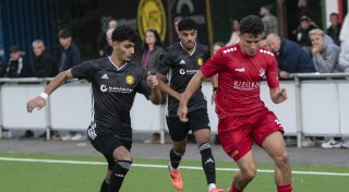 VfR Wellensiek bietet dem Favoriten VfL Theesen lange Paroli