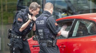 Bielefelder Vater ohne Führerschein fährt Sohn zur Grundschule