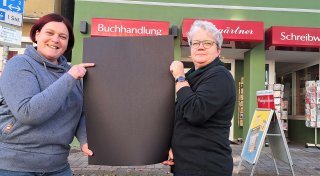 Steinheimer Einzelhandel am Abgrund: Läden werden in Schwarz gehüllt