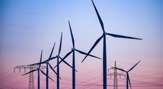 Warburger Windpark: Fast 250 Meter wird die Flügelspitze in den Himmel ragen