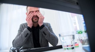 Bildschirmarbeit: Wie sie die Augen stresst - und was hilft