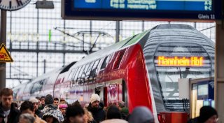 Bahn: Verkehr auf der Riedbahn stabil angelaufen