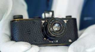 Kamera für 7,2 Millionen Euro - Leica-Prototyp versteigert