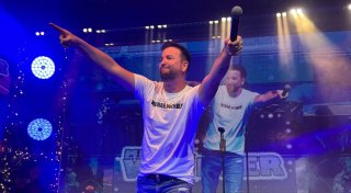 Schlagersänger Wendler feiert Rückkehr an den Ballermann