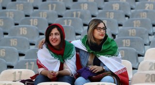 Iran lässt erstmals wieder Frauen ins Imam-Resa-Stadion
